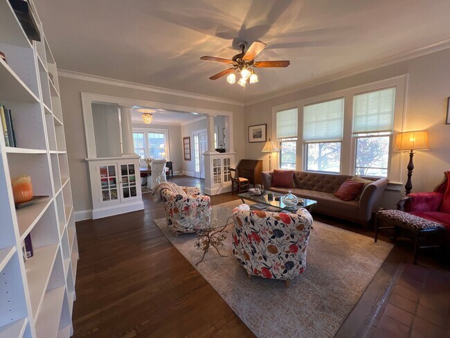 Building Photo - Maryland721