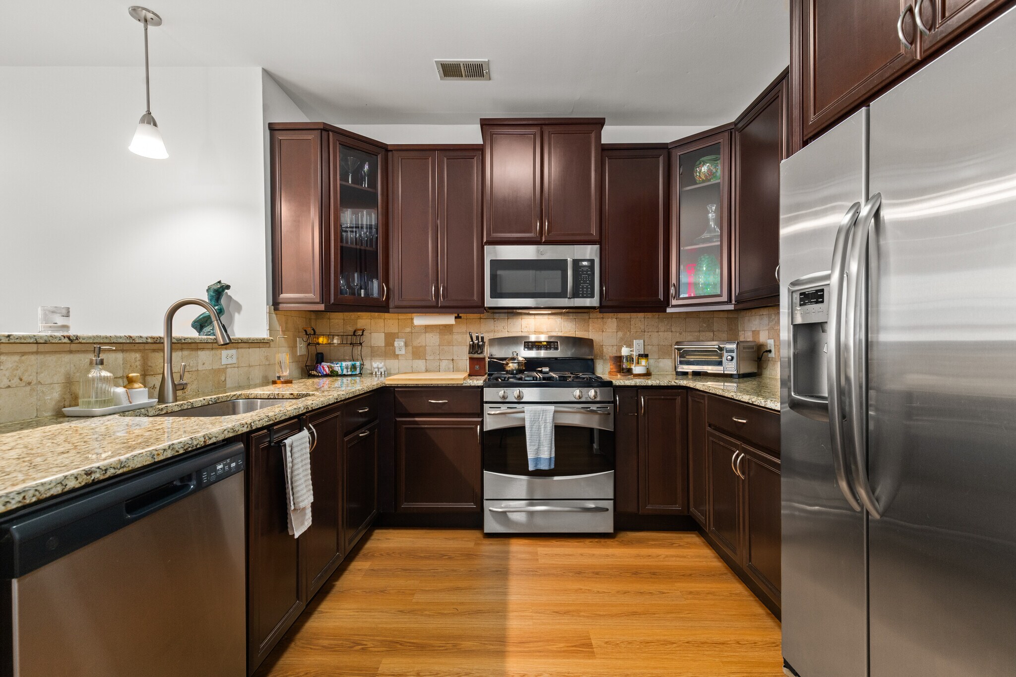 Building Photo - 443 2nd St