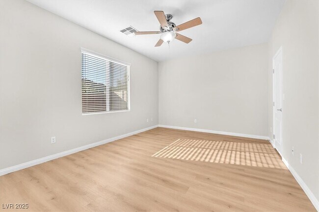 Building Photo - 2105 Turtle Beach Ave