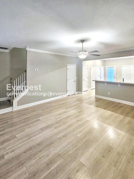 Building Photo - 809 Goswell Dr