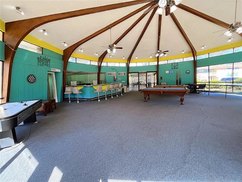 Building Photo - 2811 SW Archer Rd