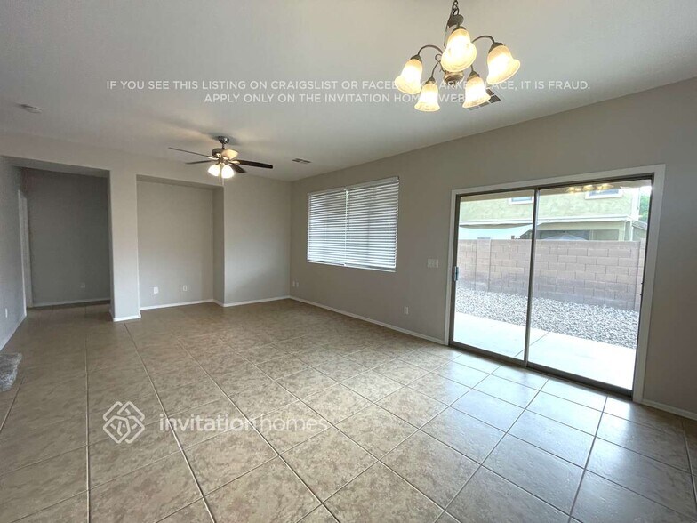 Building Photo - 14847 N 174th Ln