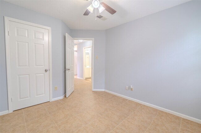 Building Photo - 13710 Sablegarden Ln