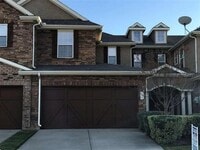 Building Photo - 5828 Clearwater Dr