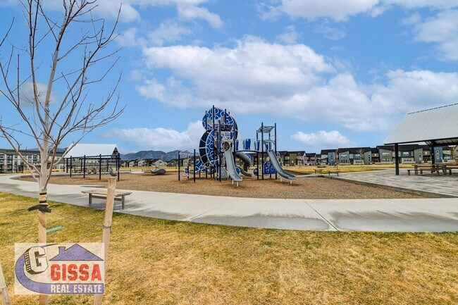 Building Photo - 1.5 year old townhome with 3 bedrooms, 2 1/2 bathrooms, 2-car garage at Victory Ridge available NOW!