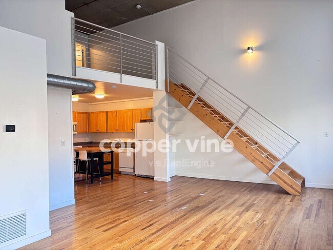 Building Photo - 1050 Cherokee St