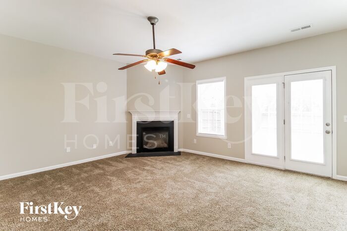 Building Photo - 5110 Thurston Ct