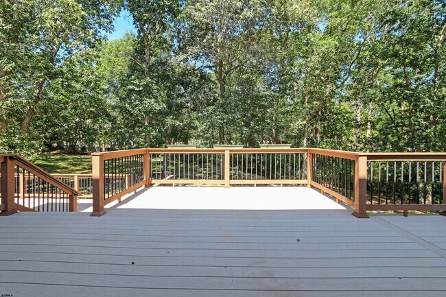 Building Photo - 113 Lighthouse Ln