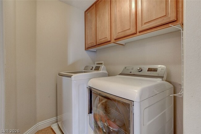 Building Photo - 6037 Sea Cliff Cove St