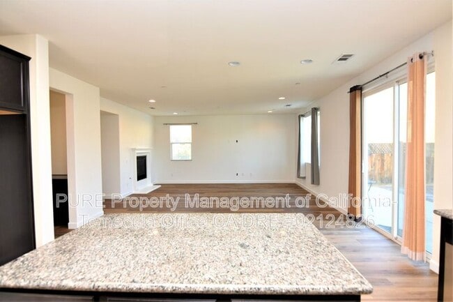 Building Photo - 34345 Heather Ridge Rd