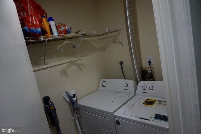 Building Photo - 2344 Red Eagle Ct