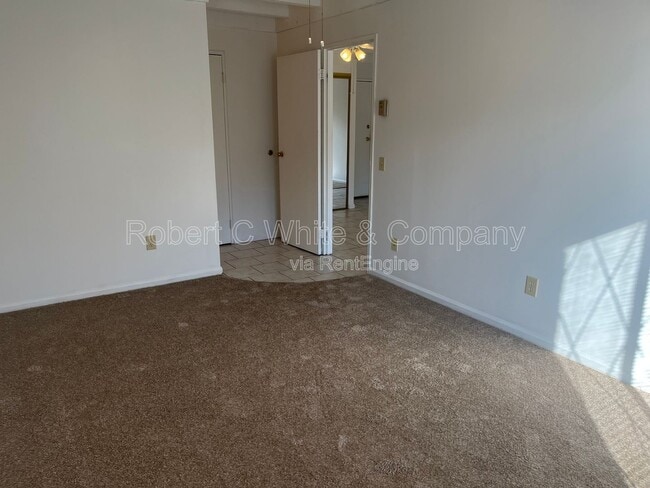 Building Photo - 20 Prospect St