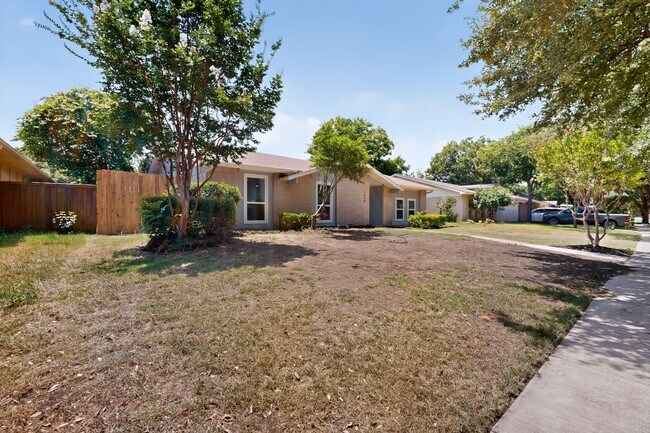 Building Photo - Plano Gem Ready To Be Your Home