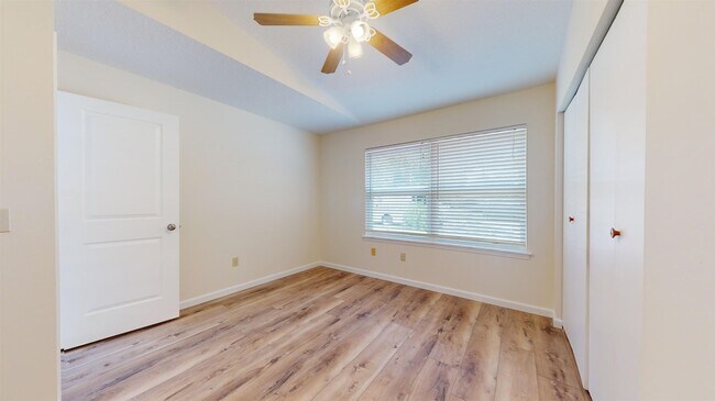 Building Photo - 620 Segovia Rd