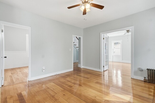 Building Photo - 116 Coburn St