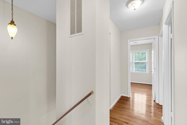 Building Photo - 5547 Cabat Lake Ct