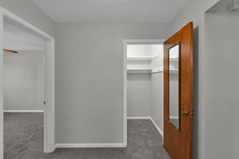 Building Photo - 125 Zinn Pl