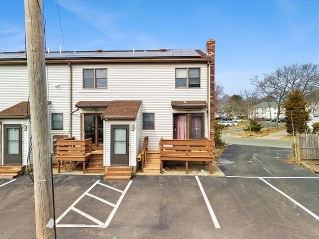 Building Photo - 39 Blendall St