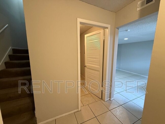 Building Photo - 4307 S Semoran Blvd