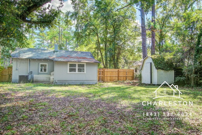 Building Photo - 118 Klein St