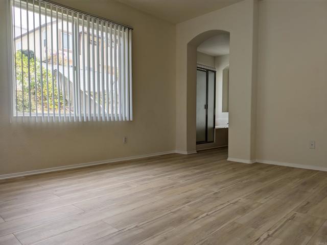 Building Photo - 10620 Abundante Ct