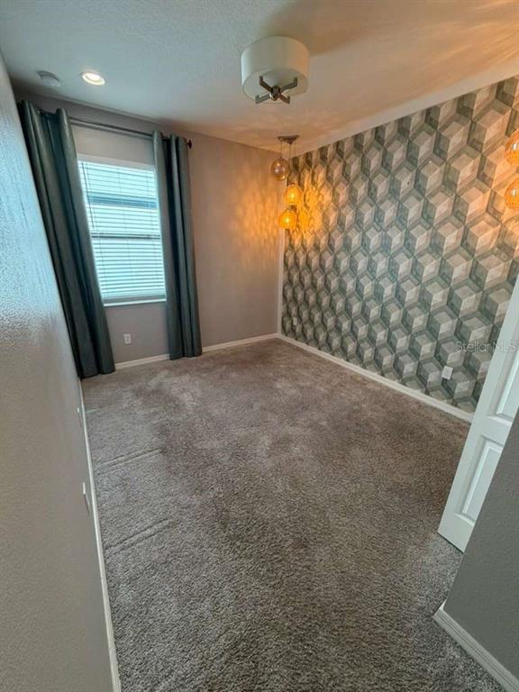 Building Photo - 1301 Clear Brook Pl