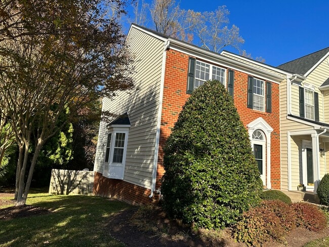 Building Photo - 11465 Abbots Cross Ln