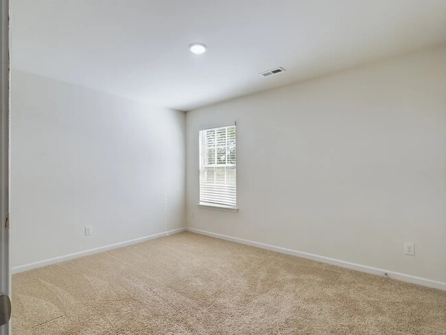 Building Photo - 5012 Jamie Sloop Ln