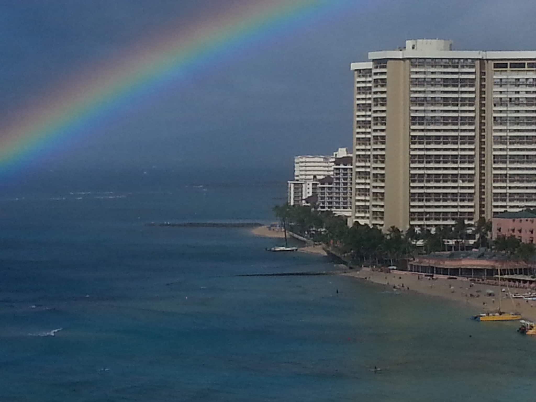 Building Photo - 2500 Kalakaua Ave