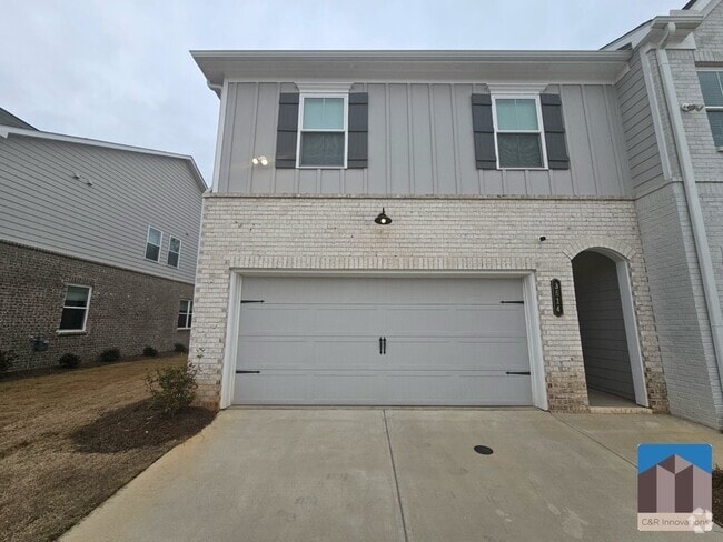 Building Photo - 3614 Silvery Way