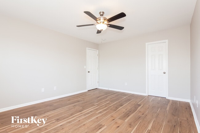Building Photo - 1423 Peach Park Ln