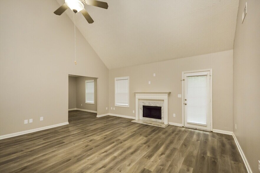 Building Photo - 609 Honey Creek Rd