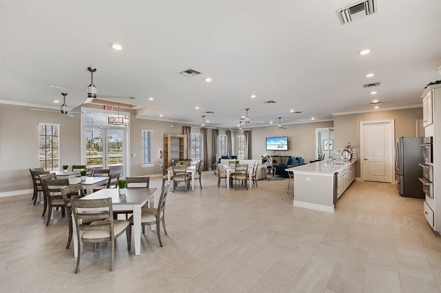 Building Photo - 15021 Wildflower Cir