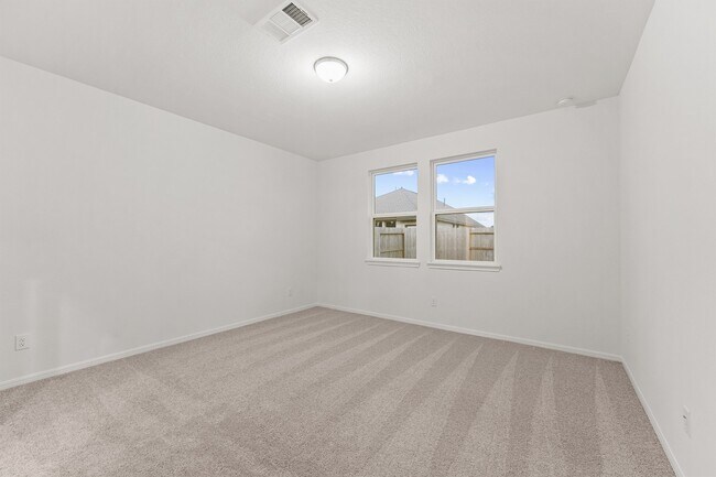 Building Photo - 19111 Hazel Firs Ln