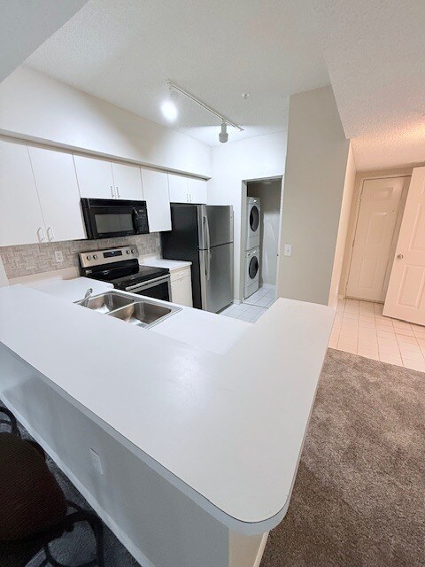 Building Photo - 1610 N 42ND Cir