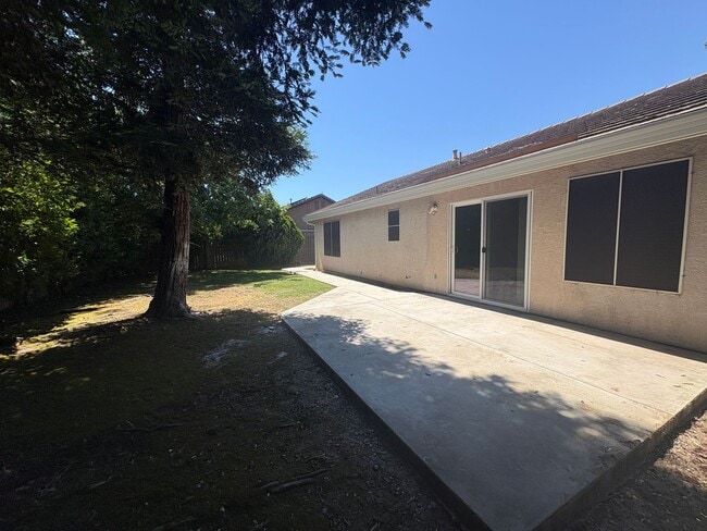 Building Photo - Three Bedroom, Two Bathroom, Single Story Home in Galt