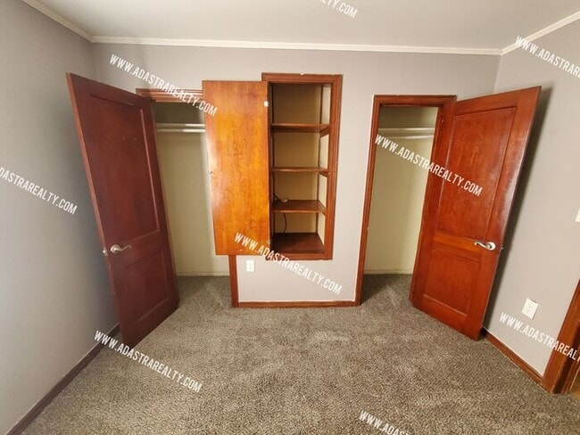 Building Photo - Charming 2 Bedroom Bungalow in WALDO-Avail...
