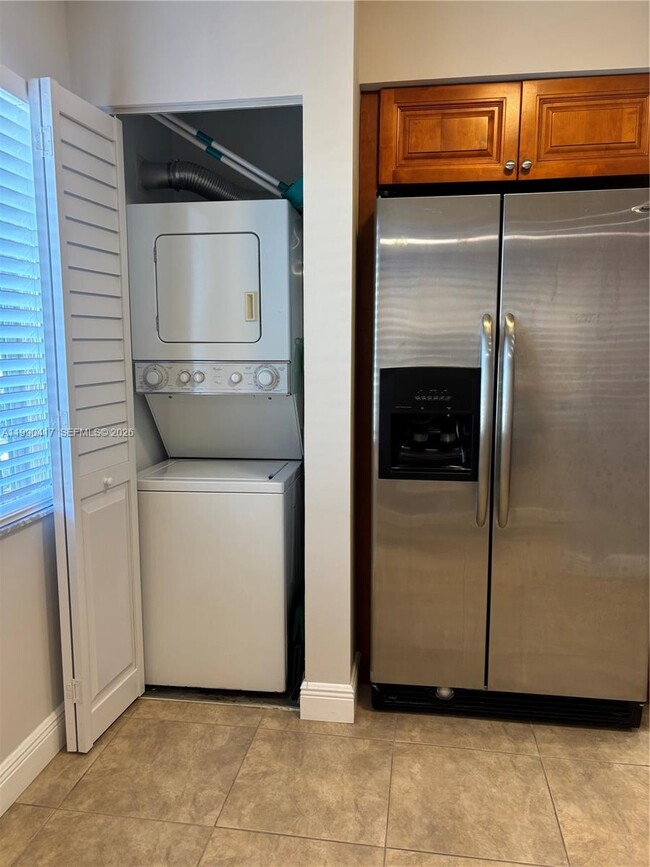 Building Photo - 1650 SW 124th Terrace