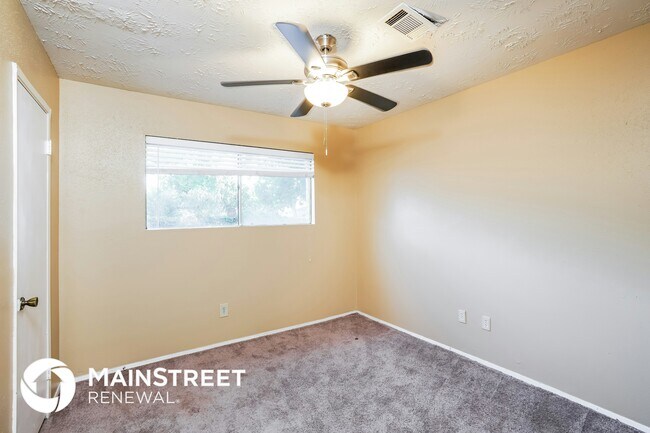 Building Photo - 4302 Stonehenge Trail
