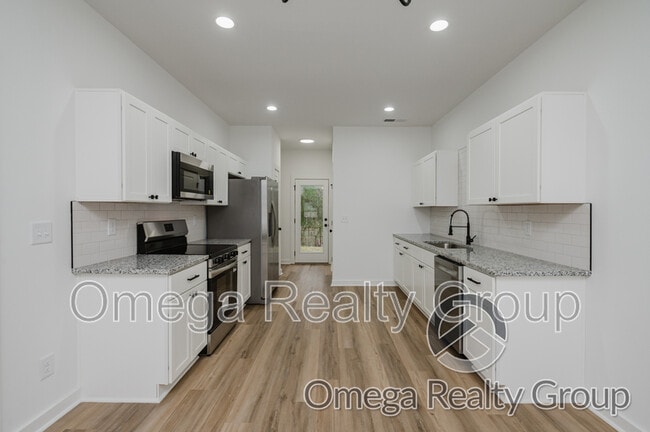 Building Photo - 117 Trifecta Dr