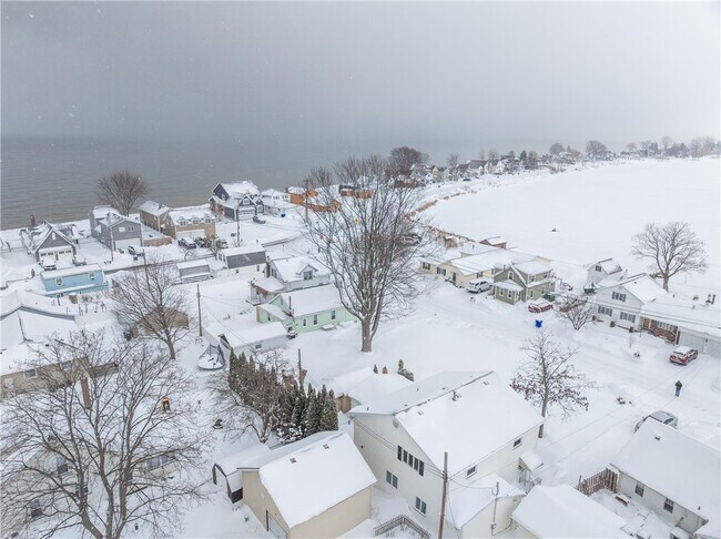 Building Photo - 67 Cranberry Rd