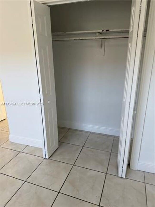 Building Photo - 2287 NW 33rd St