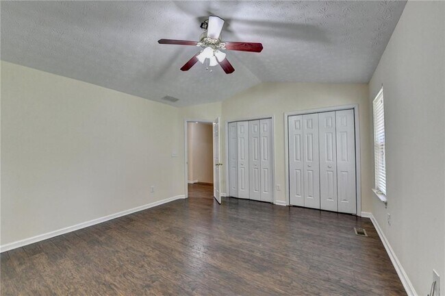 Building Photo - 3380 McClure Woods Dr