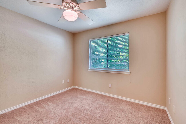 Building Photo - 8200 Neely Dr