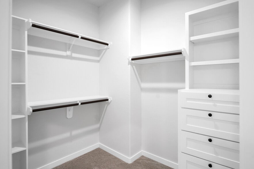 Building Photo - 6208 Force St