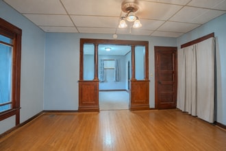 Building Photo - 728 Territorial Rd