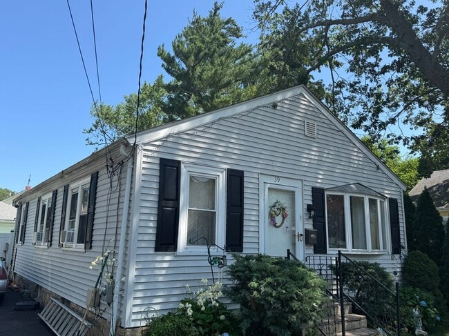 Building Photo - 39 Dryden Blvd