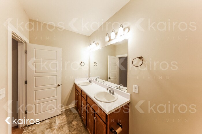 Building Photo - 116 Brookside Way