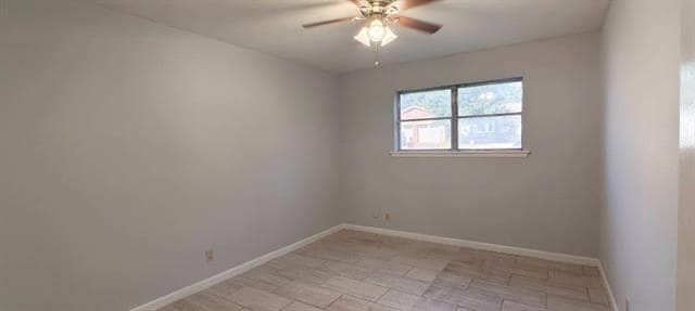 Building Photo - 1125 Valley View Dr