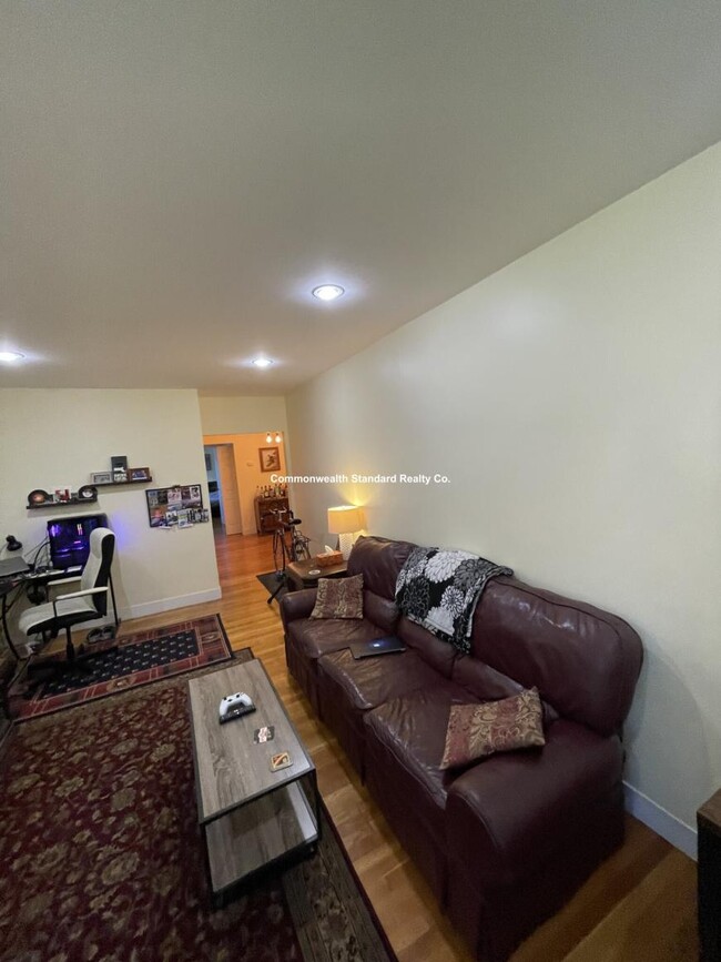 Building Photo - 1 bedroom in Brighton MA 02135